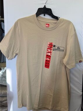Quiksilver Men's Beige Short Sleeve Graphic Tee